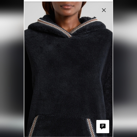 Ugg Fluff Oversized Long Fleece Hoodie, Small/Medium Black, NWT!! - Picture 2 of 10